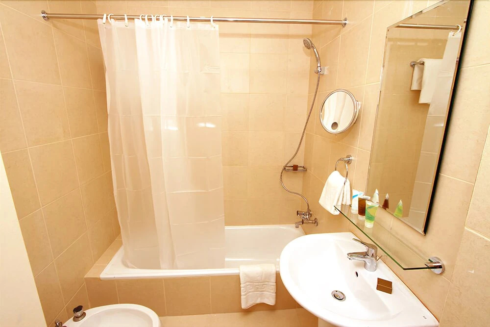Saltus Hotel