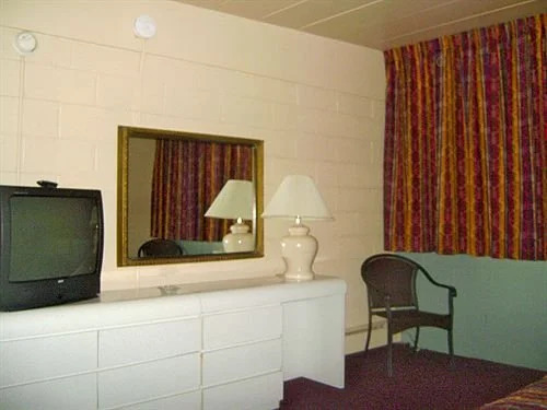Plantation Motel