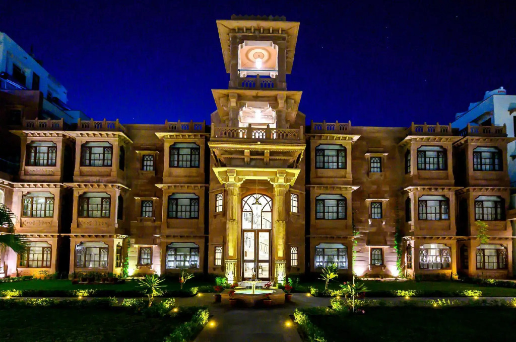 Daspan House