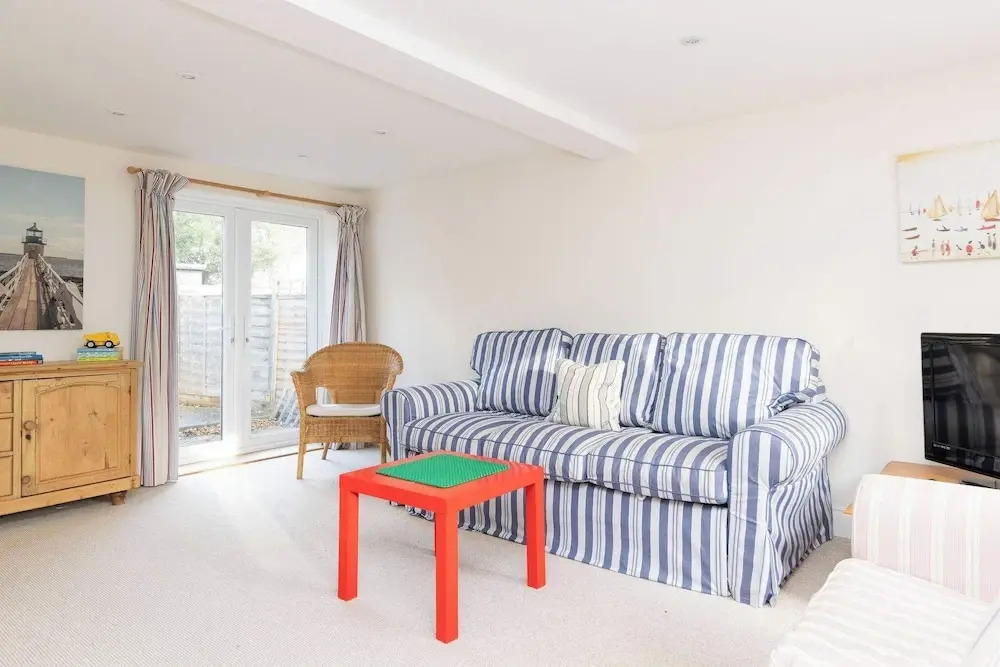 Spacious Coastal Family Home Sleeps 8