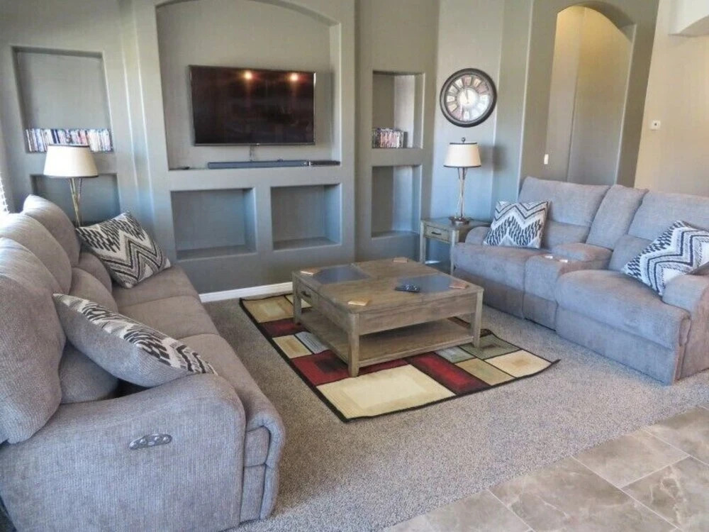 Steven Greenhagen - 3 Br Home
