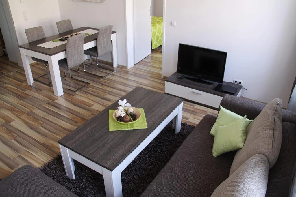 CheckVienna – Apartment Huglgasse