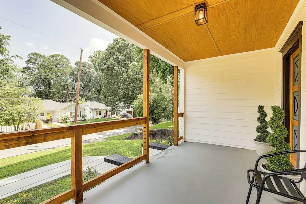 4 Mi to Intl Soccer & Dtwn Fun: Modern ATL Home