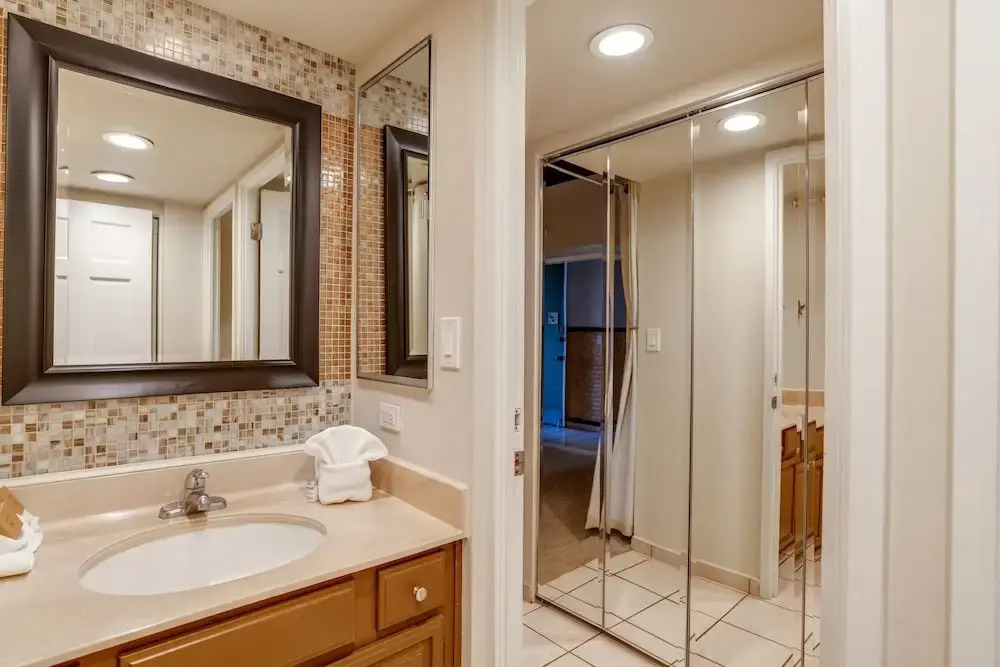Hale Mahina #b403 2 Bedroom Condo by RedAwning