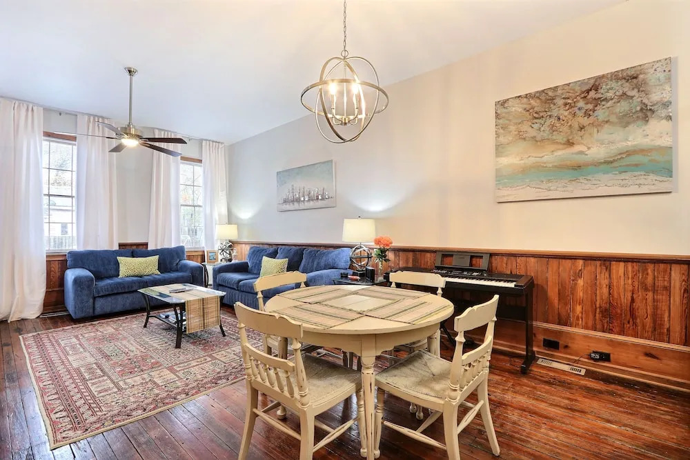 Gallery Stays - Low Country