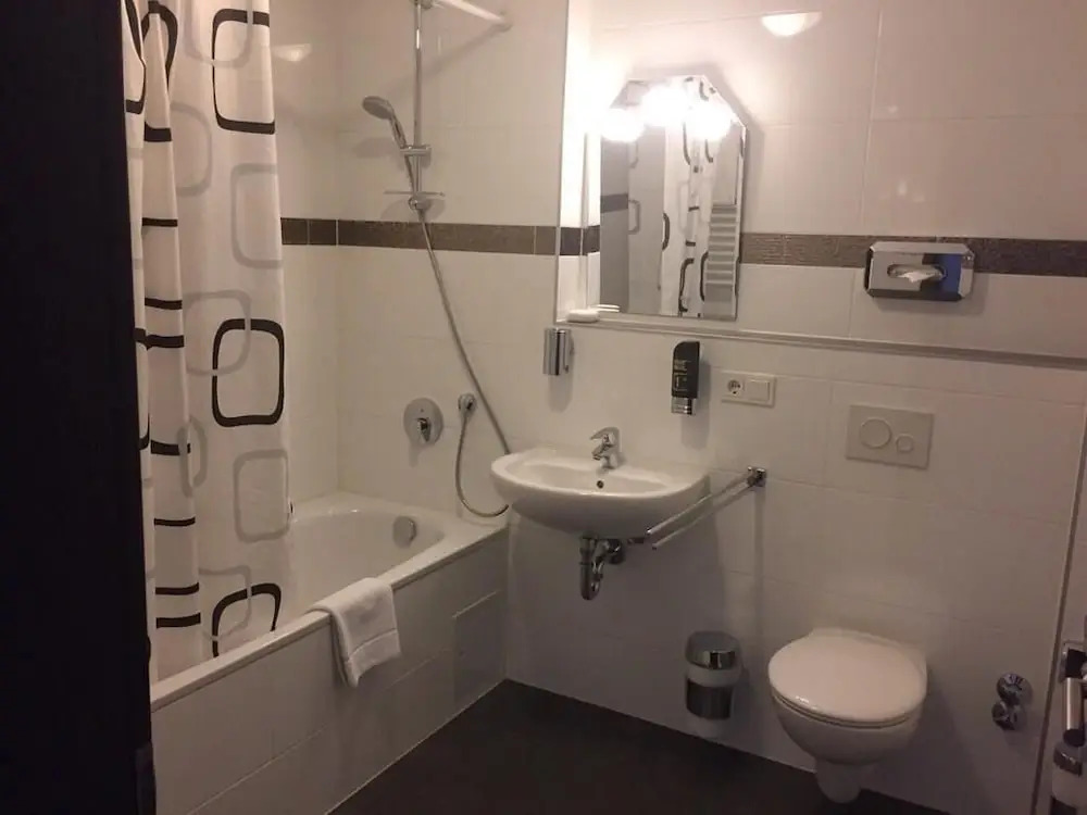 MEININGER Hotel Frankfurt Main / Airport