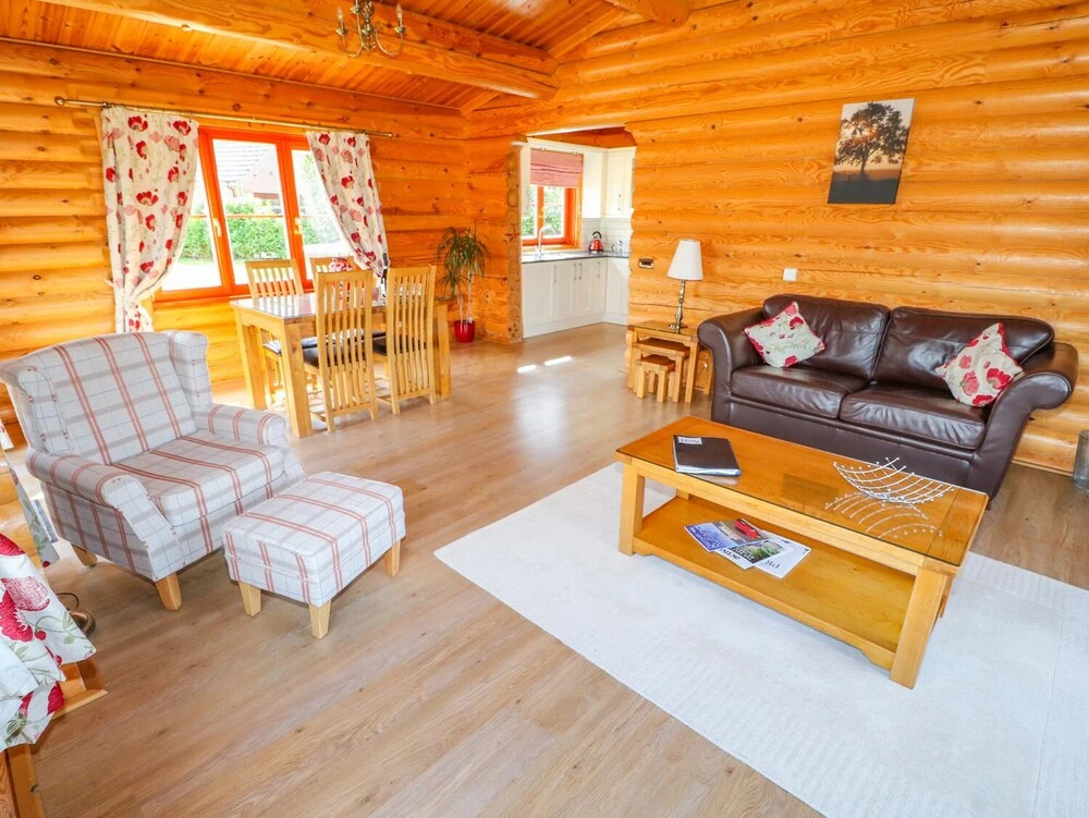 Ash Lodge
