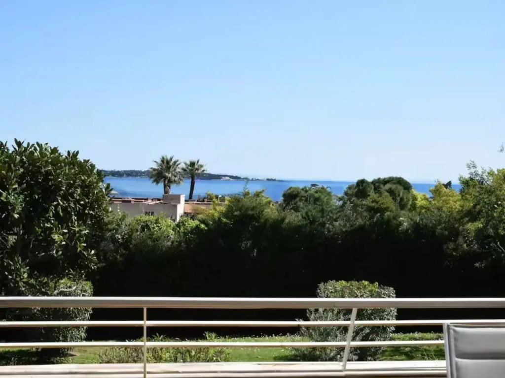 SEA VIEW - Splendid renovated 2 rooms - Golfe Juan