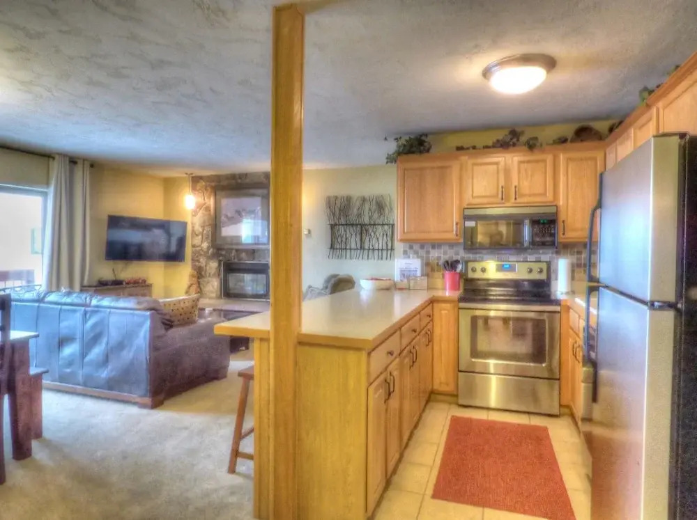 Lift Tickets Ski To Your Door, Wifi, Deck, Hot Tub