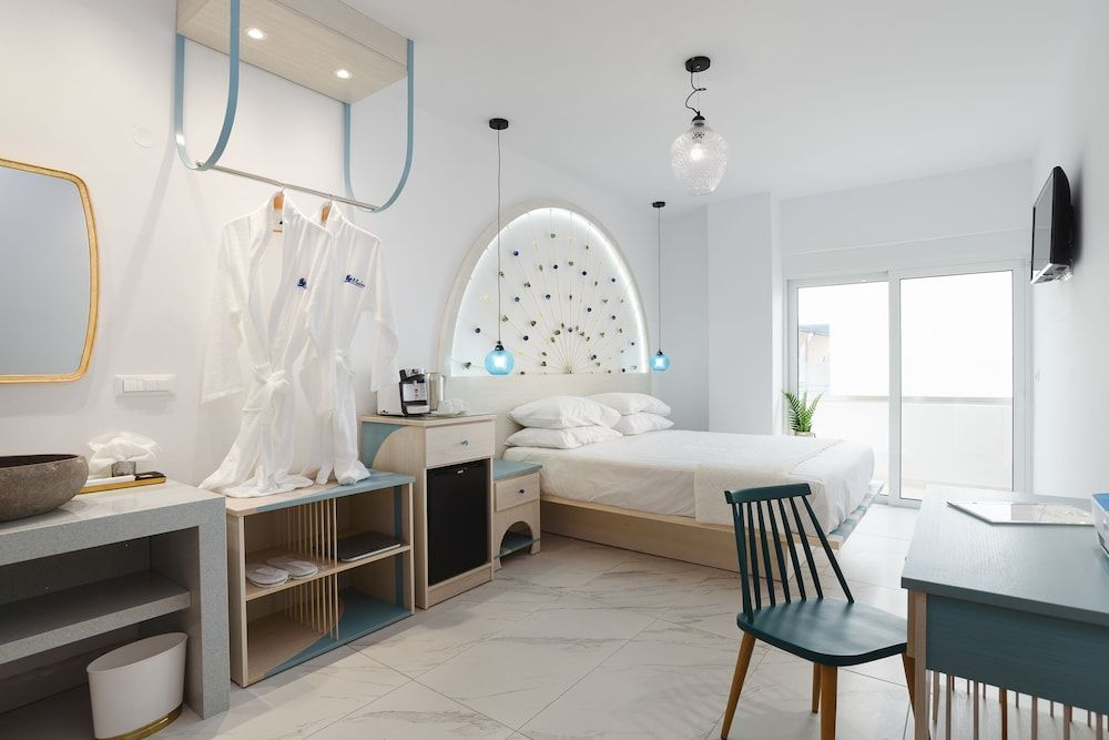 Mylos Luxury Escape - Adults Only