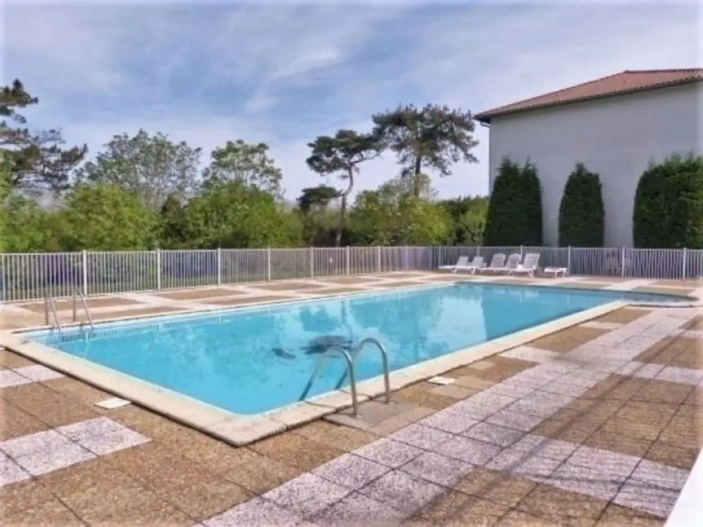 Apartment With one Bedroom in St Jean de Luz, With Pool Access and Enc
