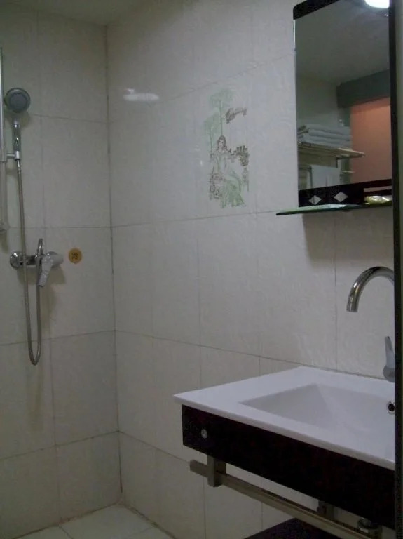 Wuhan Taining Express Hotel