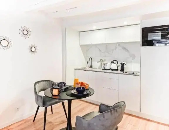 Majord'Home Spa 4*-L'élégance-Balnéo Vieille Ville
