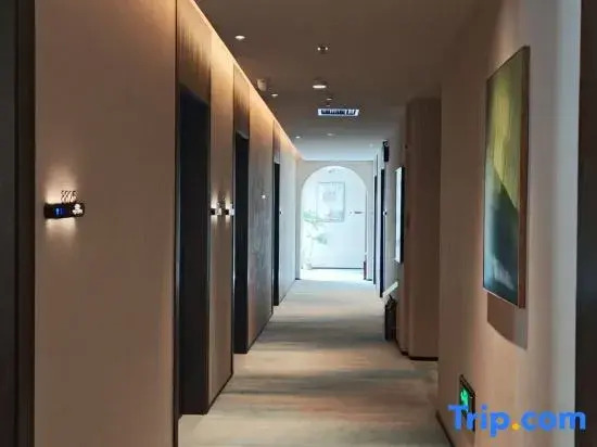 Yiyun Superior Products Hotel