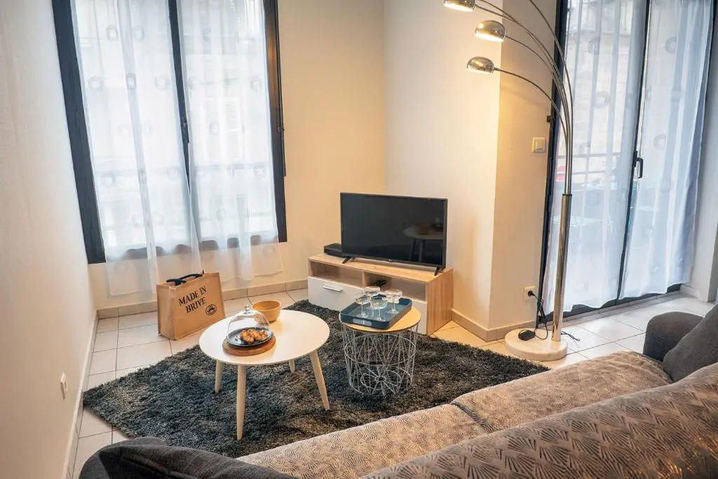FIRMIN MARBEAU #13 - Espace citadin - 1 Chambre