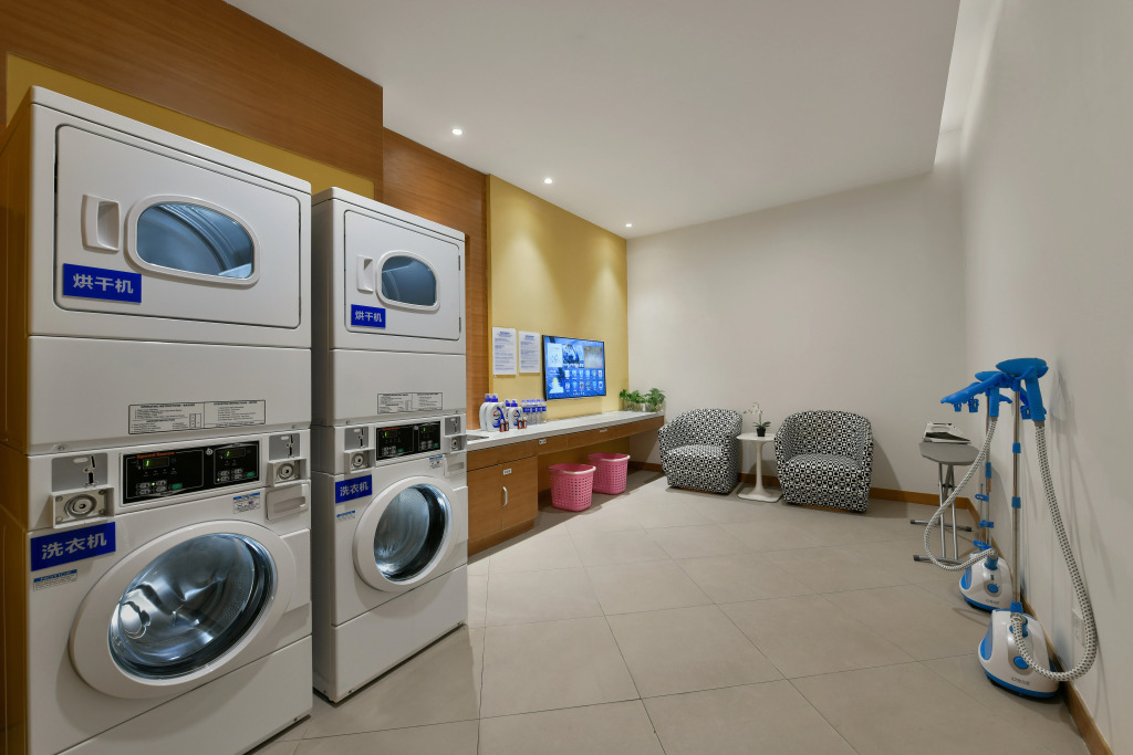 Holiday Inn Express Chengdu Huanhuaxi by IHG