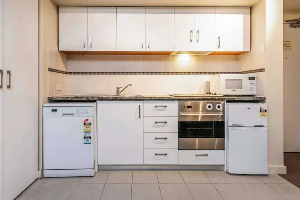 Conveniently Located 2 Bedroom Apartment In The CBD