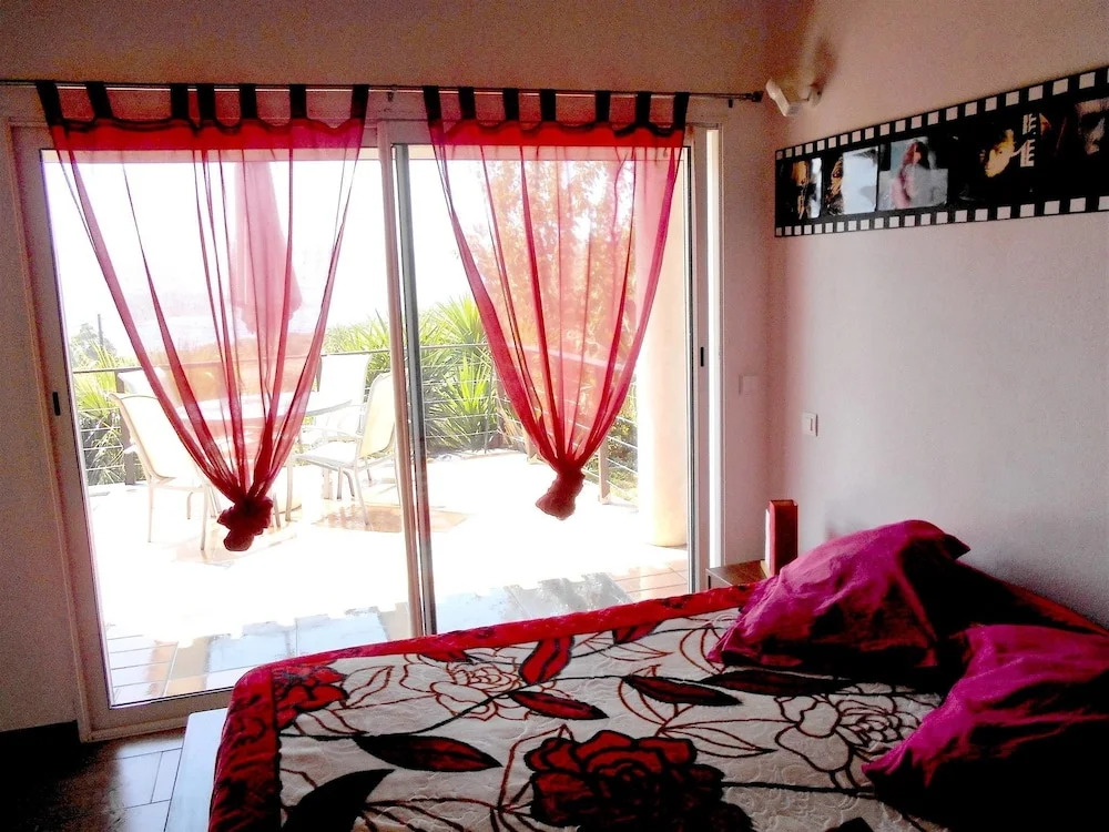 House With 5 Bedrooms in Olmeto, With Wonderful sea View, Private Pool