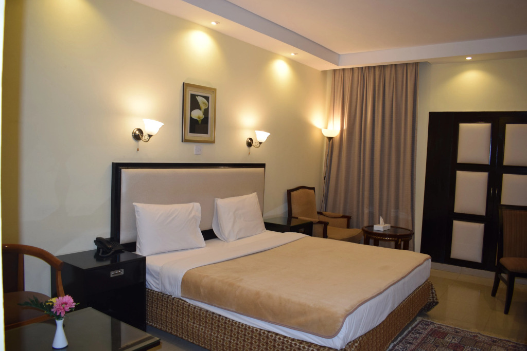 Palm Beach Hotel