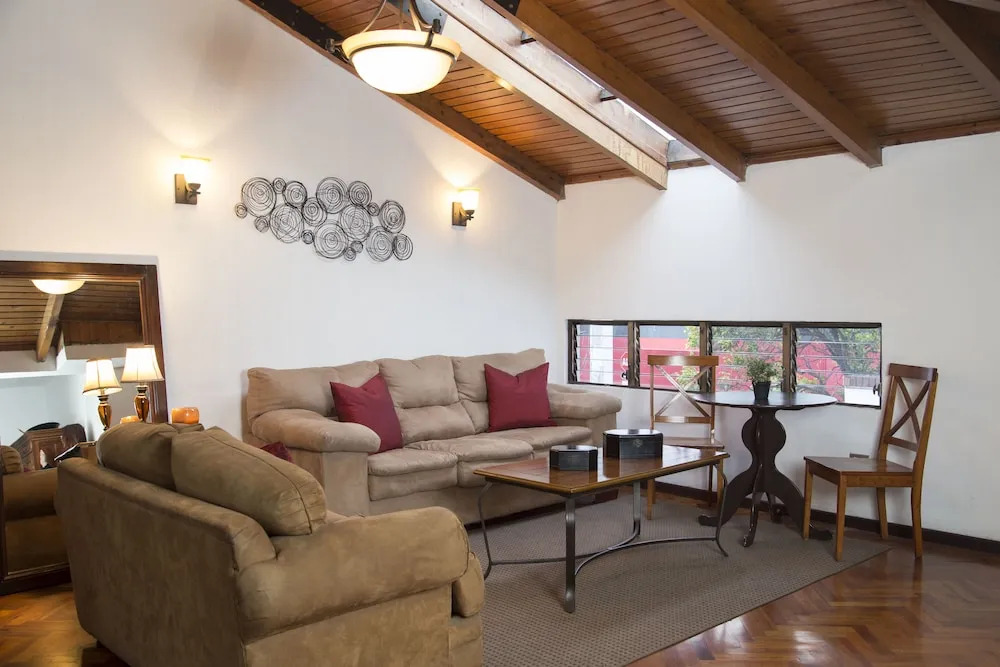 Hotel Casa Nola