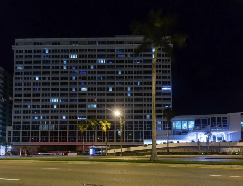 New Point Miami Beach Apartments