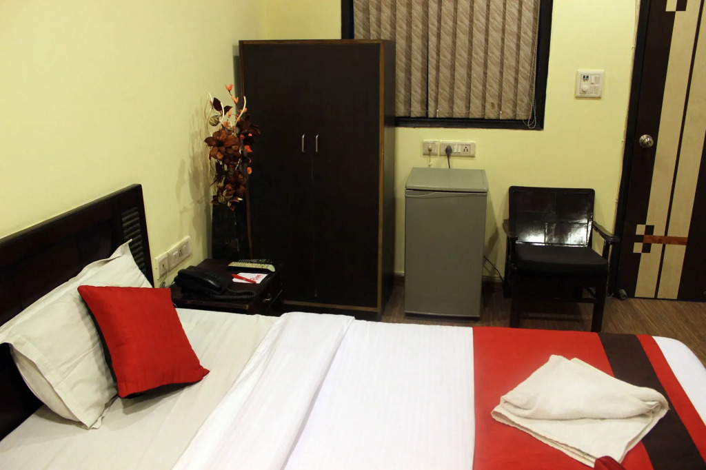 Asees Inn Hotel