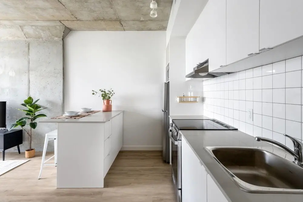 Elegant Studios and Apartments Montreal