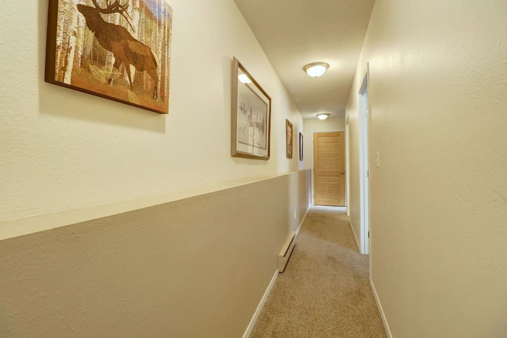 334 Willow Lake Ct. 4br W/loft 3ba 4 Bedroom Townhouse
