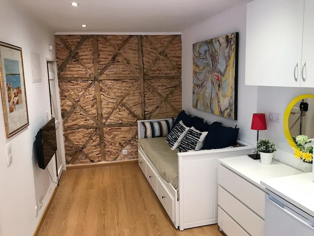 Typical Studio in Lisbon Center