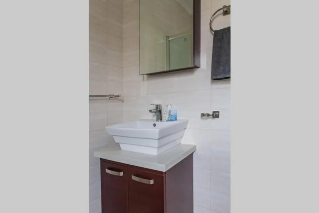 Alimama Spaces: Manson's Rosa Royale