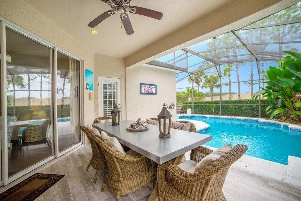 Happy Days At Calabay Parc 5 Bedroom Home by Redawning