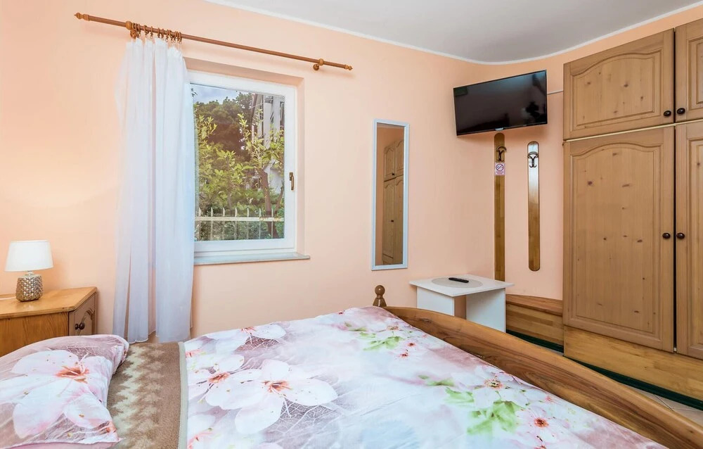 Awesome Home in Matulji With Wifi and 1 Bedrooms