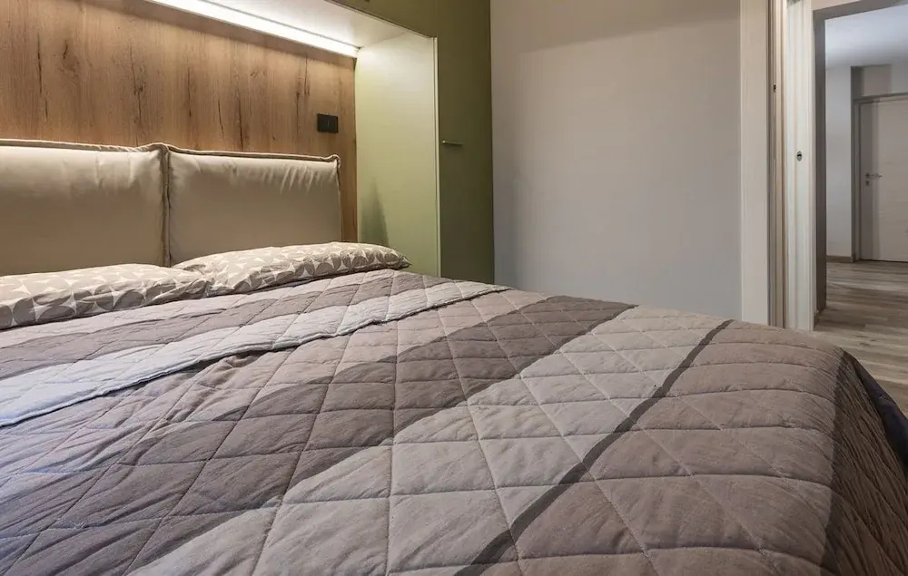 La Tana in Vione With 1 Bedrooms and 1 Bathrooms