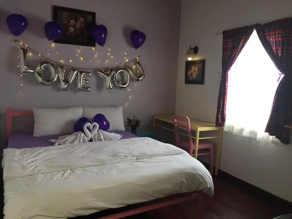 Nhà Tím Homestay