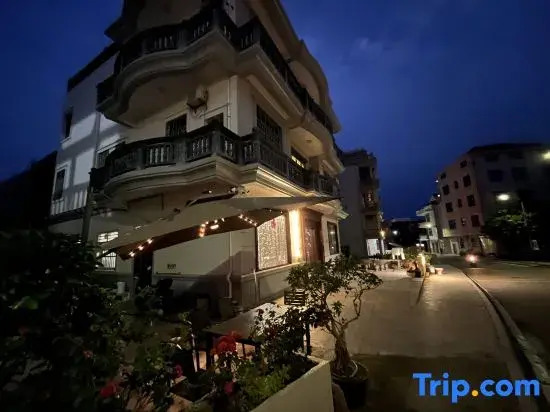 Yulai Lienan Inn
