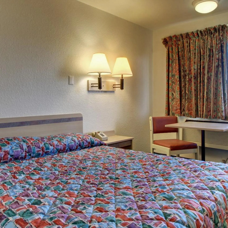 Motel 6-Owensboro, KY