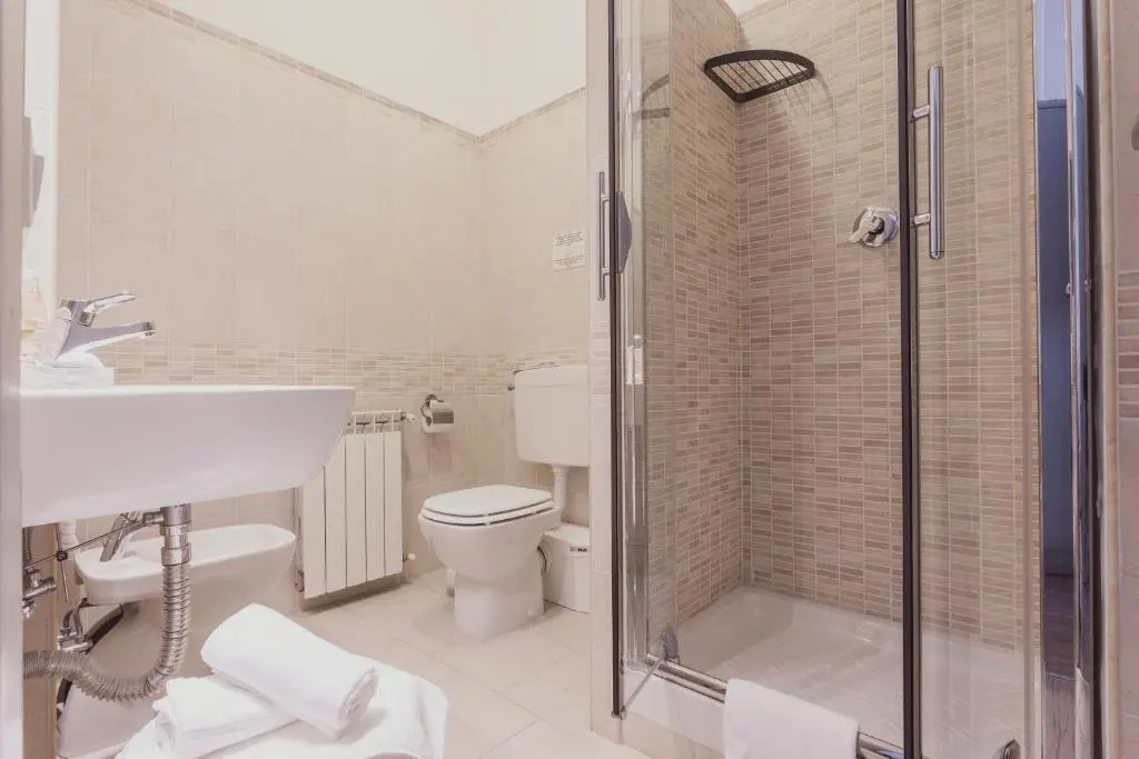 Check-Inn Rooms