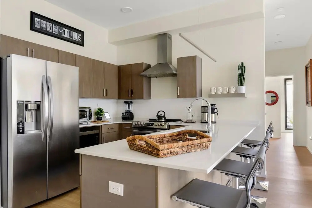 Illume Resort-style Haven Spacious Balcony 2 Bedroom Condo