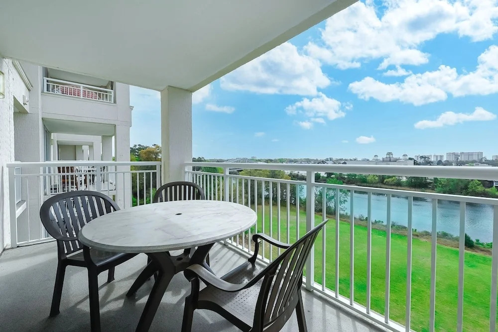 Yacht Club S 3-604 4 Bedroom Condo by Redawning