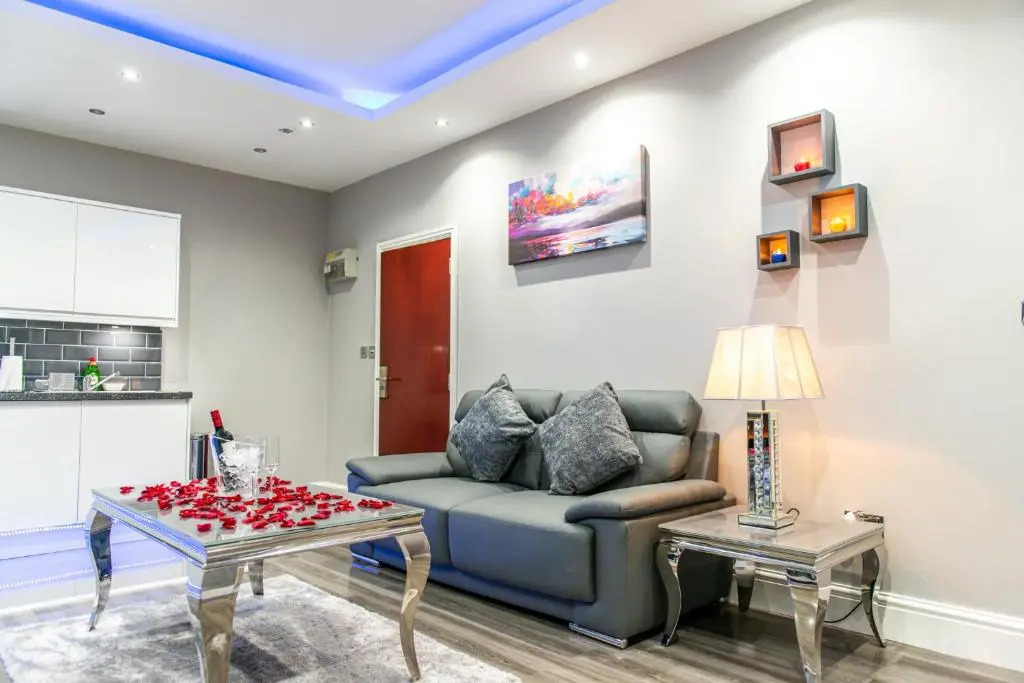 Velmora Suites Bradford