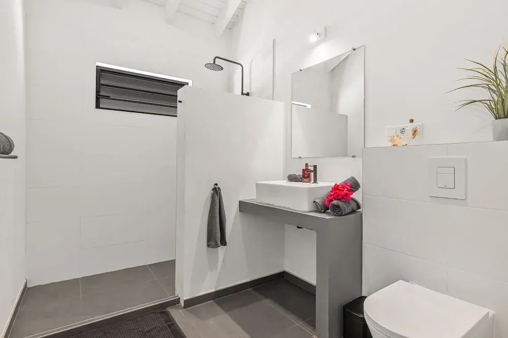 Willemstad - Mini Resort - 2 Beds - Pool - Garden