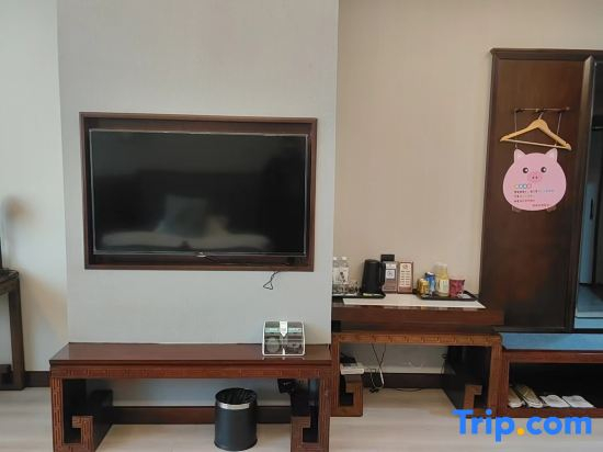 Yucheng Hotel