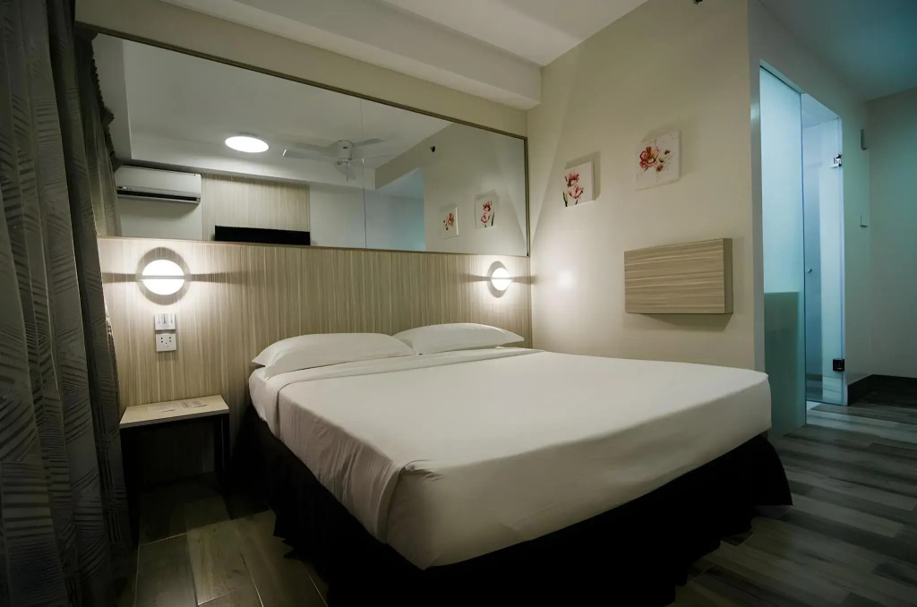 Travelite Express Hotel