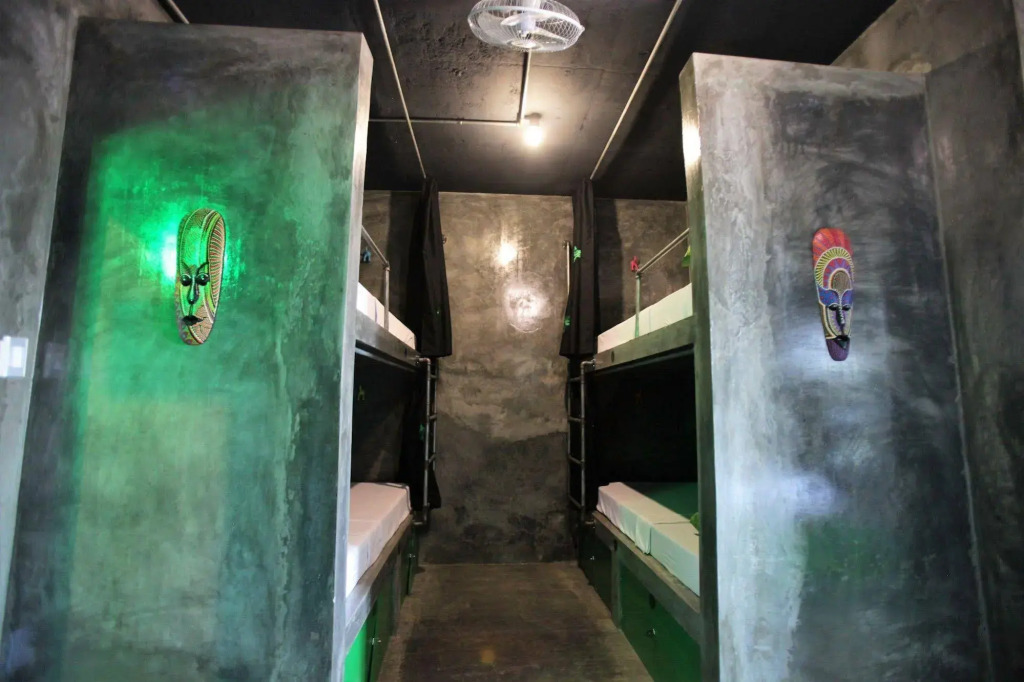 W Hostel Boracay