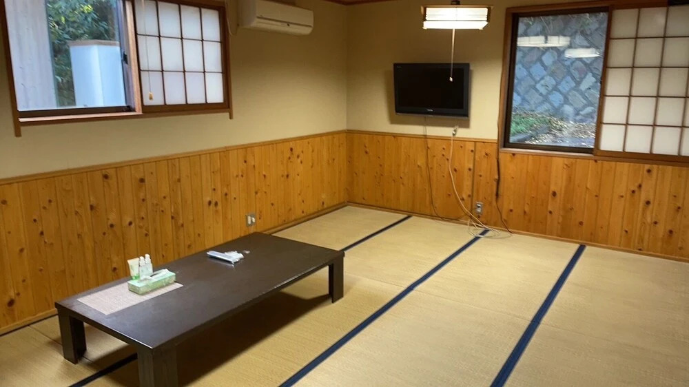 manazuru shiosaishinkan