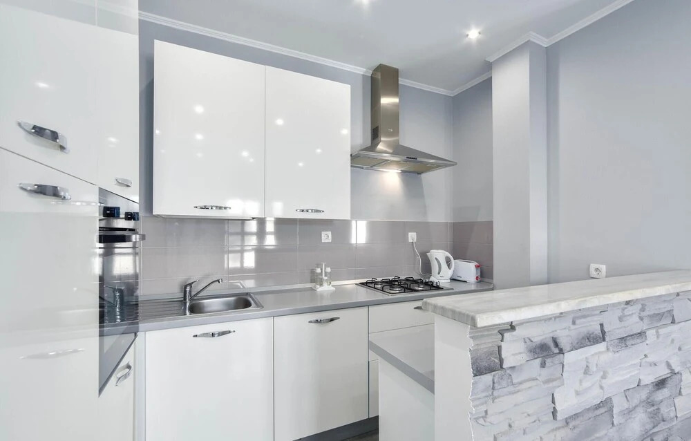 Amazing Apartment in Podstrana With 3 Bedrooms, Wifi and Outdoor Swimming Pool