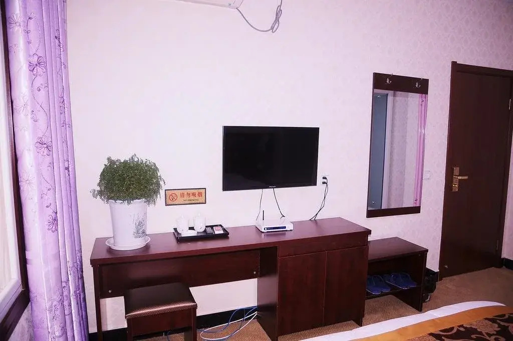 Yingbin Business Hotel