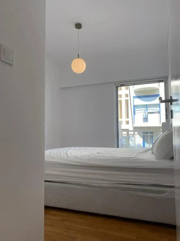 Charming Renovating Mets Apartment Athina