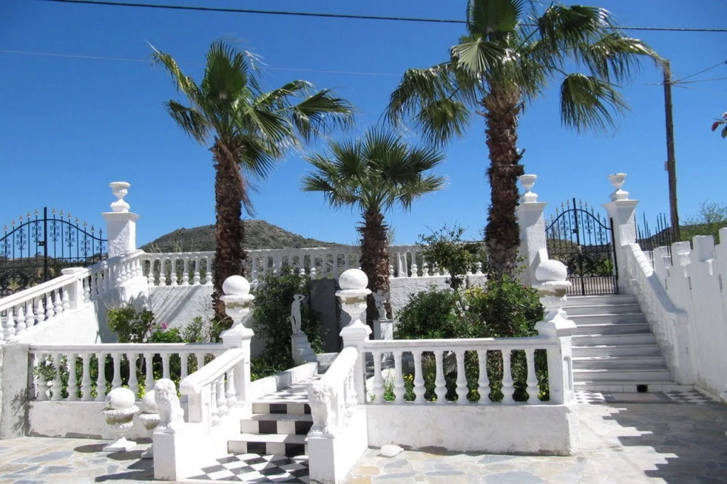 Castellino Studios