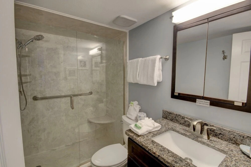 341 El Matador 2 Bedroom Condo by RedAwning